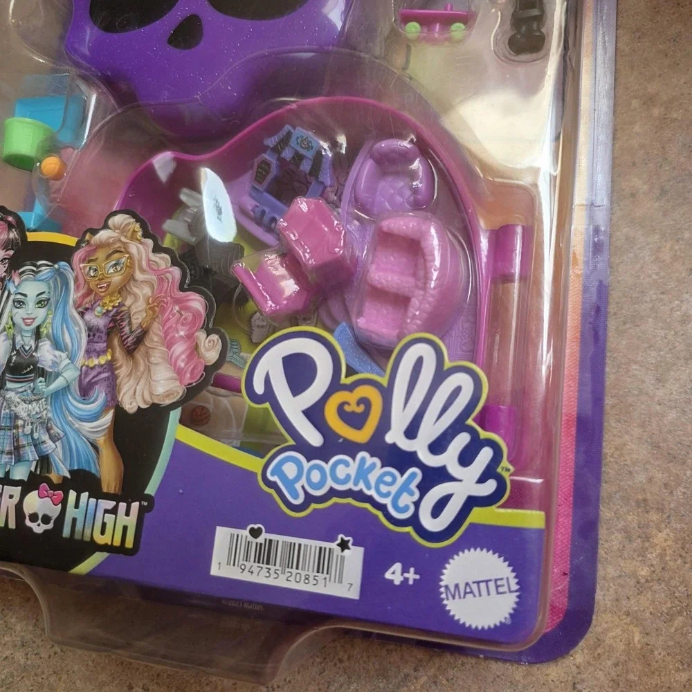 Mattel Polly Pocket Monster High Skull Compact 1in Doll Playset New In Box Toy